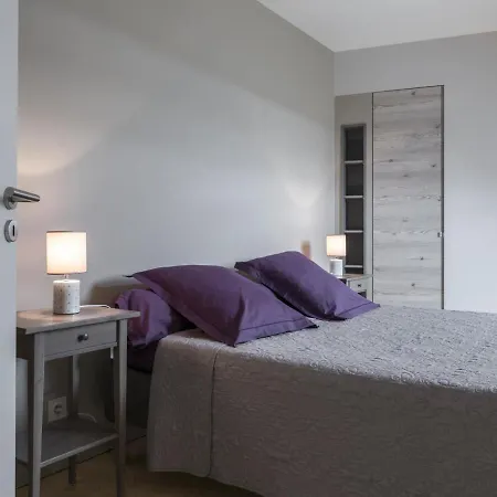 Scandinave Avec Vue Nature à - Fr-1-489-269 * Chapeau