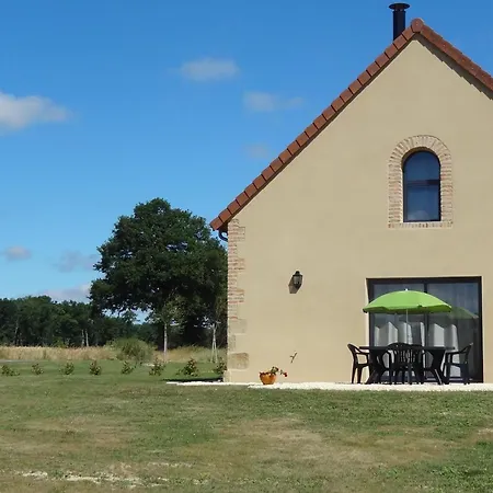 Moderne A La Ferme Avec Cheminee Et Wifi - Fr-1-489-269 Country house Chapeau
